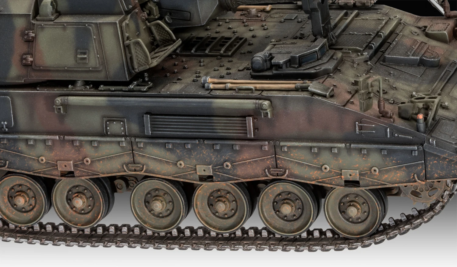 Revell Of Germany Panzerhaubitze 2000 1:35 Scale - Image 3