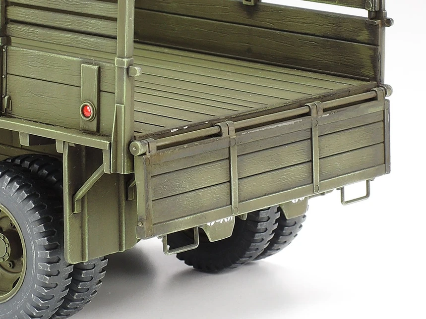 Tamiya US 2.5 TON 6X6 CARGO TRUCK 1:35 Scale - Image 6