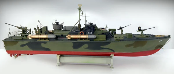 Italeri ELCO 80 'PT - 596 TORPEDO BOAT - Image 2