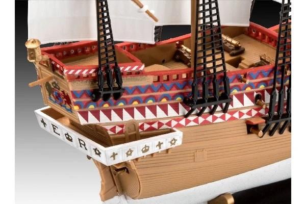 Revell Of Germany HMS Revenge 1/350 Scale - Image 4