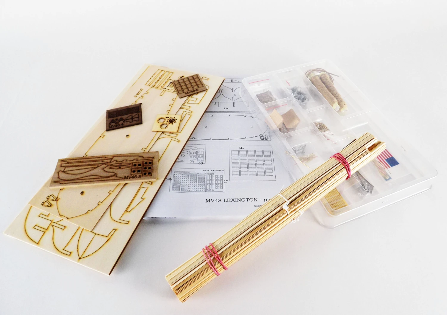 Mamoli MV48 - Lexington - Wood Plank-On-Frame Model Ship Kit - Scale 1/100 - Length 420 Mm (17") - Image 8