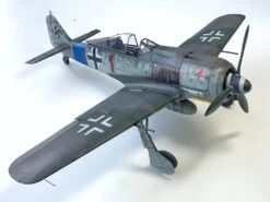HOBBY BOSS FOCKE-WULF FW190A-8 1/18 Scale