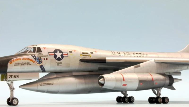 ITALERI 1:72 B-58 HUSTLER - Image 3