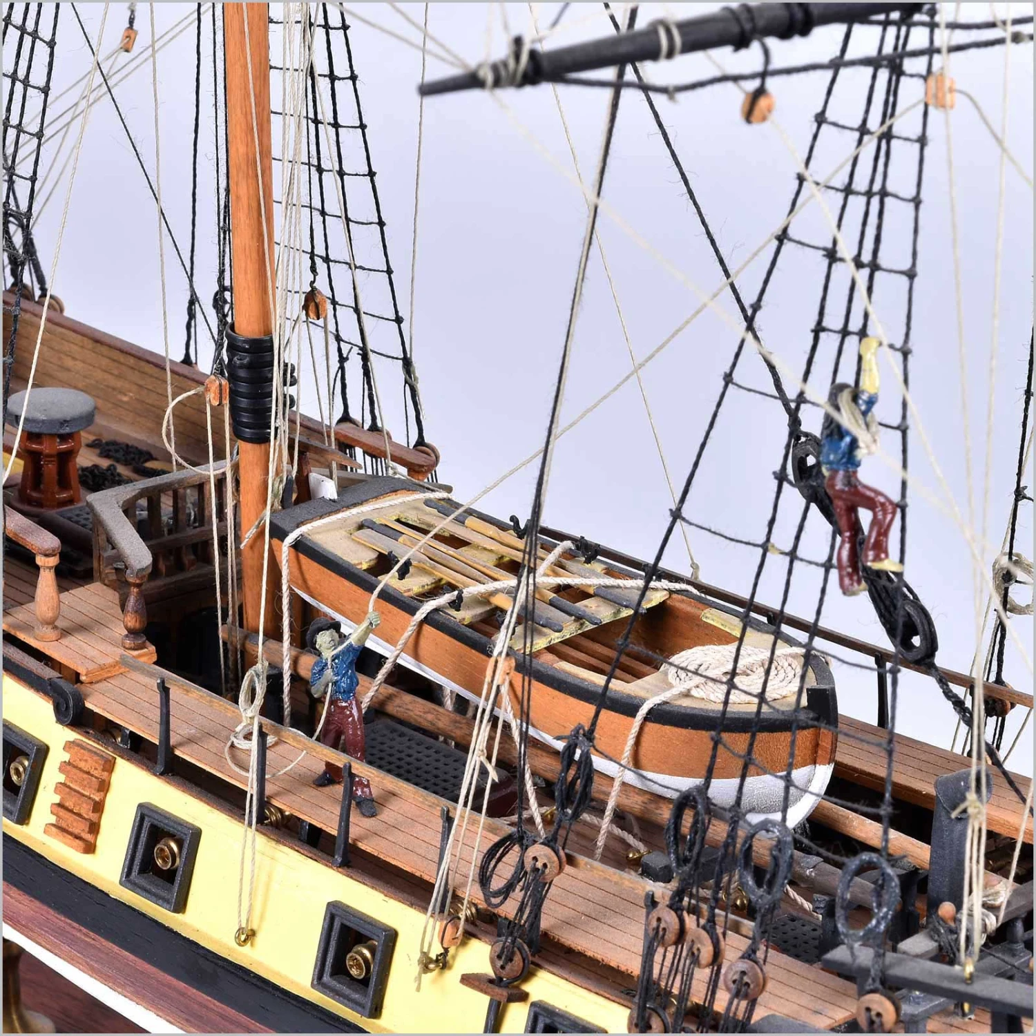 Model Shipways Rattlesnake US Privateer 1:64 Scale Master Builders Combo Set - Image 9