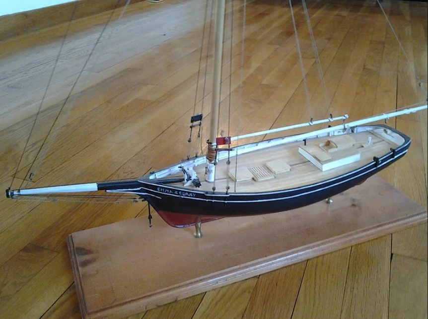 Model Shipways EMMA C. BERRY LOBSTER SMACK 1:32 SCALE - Image 8
