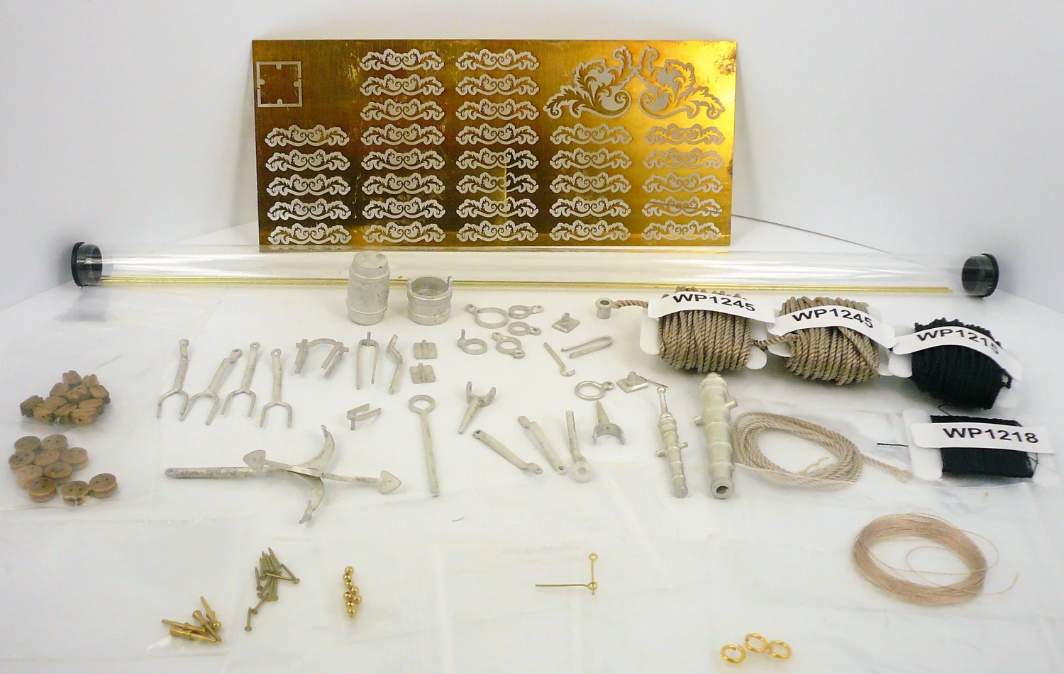 Model Shipways 18th Century Armed Longboat 1:24 Scale With Tools & Paint - Image 8