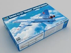 TRUMPETER TU-22 BLINDER TACTICAL BOMBER 1/72 Scale