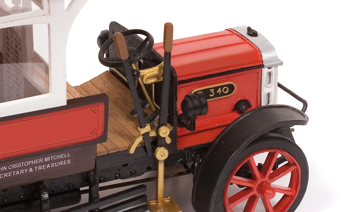 Occre AEC Bus B-Type 1:24 Scale - Image 7