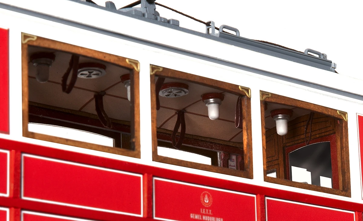 Occre Instanbul Tram 1:24 Scale - Image 7