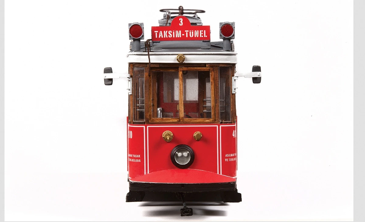 Occre Instanbul Tram 1:24 Scale - Image 10
