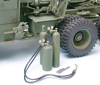 Tamiya M26 AR Tank Recovery Vehicle 1/35 Scale - Image 5