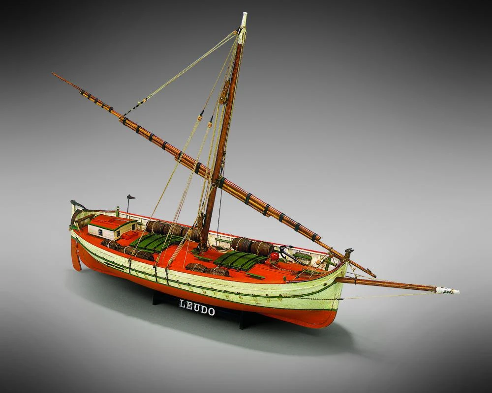 Mamoli MV29 Leudo Model Ship Kit - Original Merchant Launch - Scale 1/32 - Length 25.7 In - Height 17.4 In