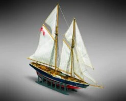 Mamoli MM11 - Bluenose - Pre-Carved Wooden Hull Ship Model Kit - Scale 1/160 Length 270mm (10.5")