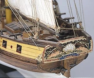 Mamoli MV39 - HMS Bounty - Wood Plank-On-Frame Model Ship Kit - Scale 1/64 - Length 610 Mm (24") - Image 4