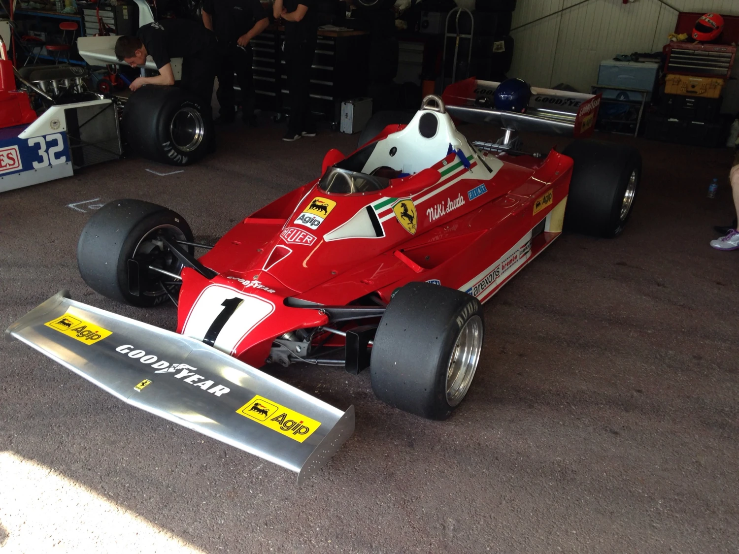 Tameo TMK357 Ferrari 312T2 - 1976 - White Metal Car Kit - Scale 1:43, Made In Italy - Image 3